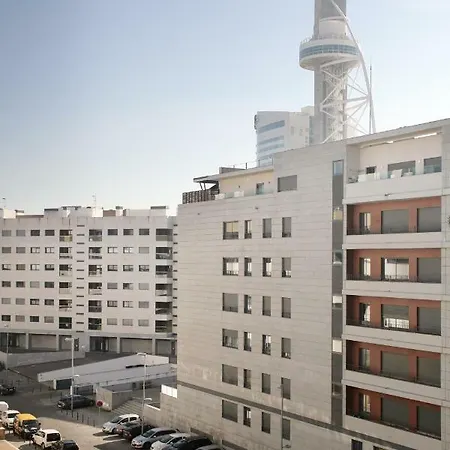 Parque Nacoes - Fil Pool