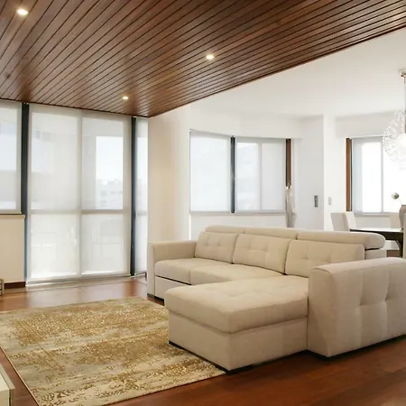 Parque Nacoes - Fil Pool Lisbona